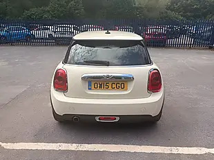 Used 2015 MINI Hatch One White - Interior and Exterior details 10