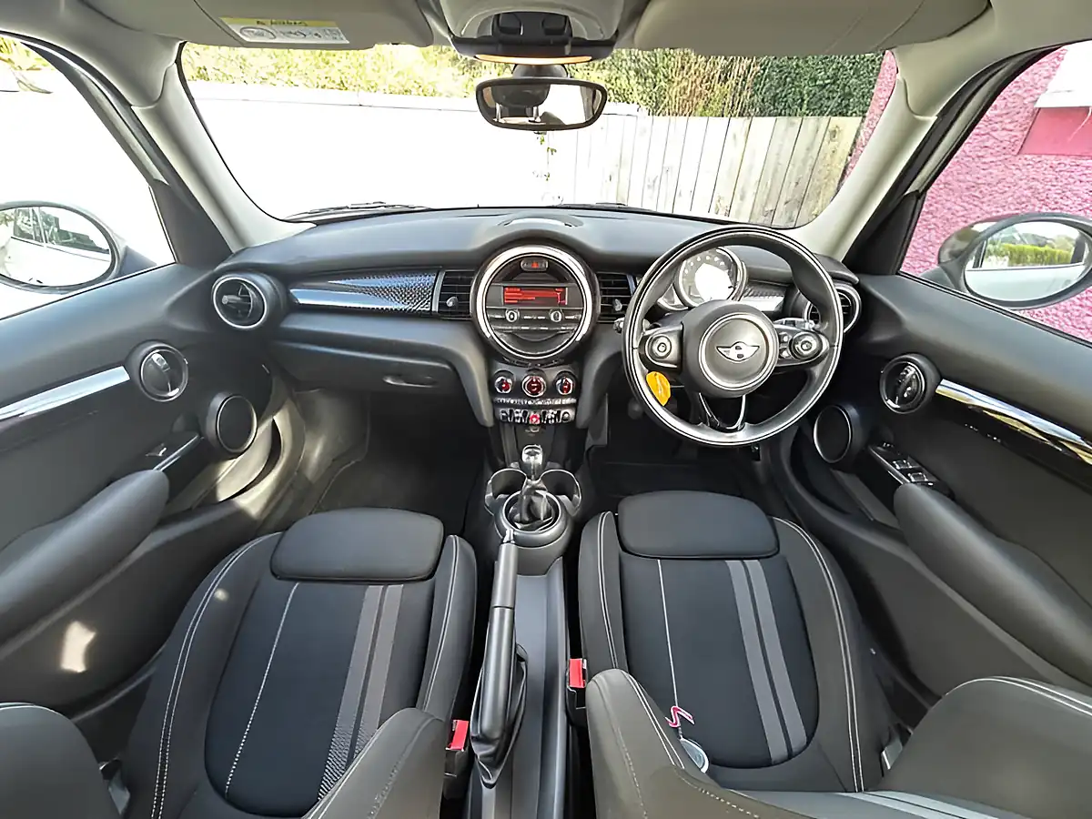 Used 2015 MINI Hatchback Cooper S White - Interior and Exterior details 11