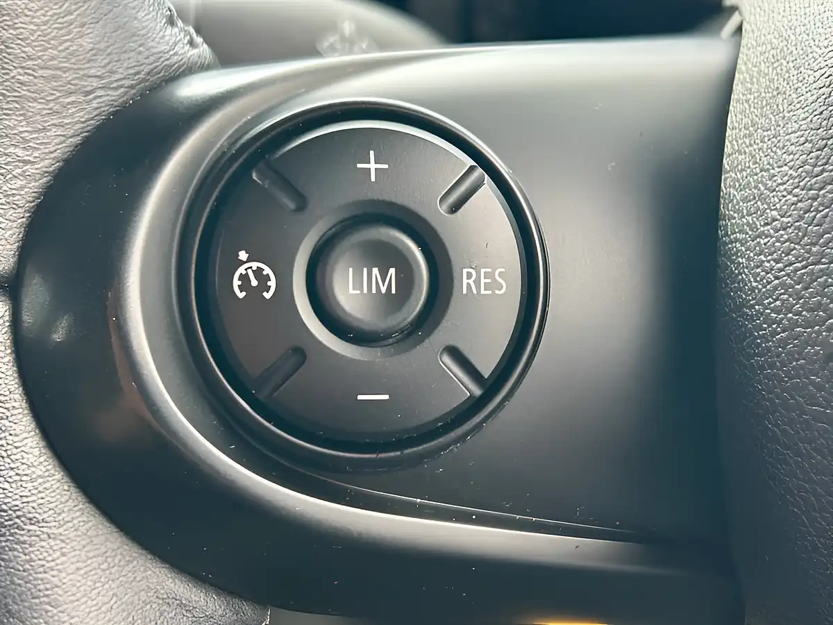 Used 2015 MINI Hatchback Cooper S White - Interior and Exterior details 15