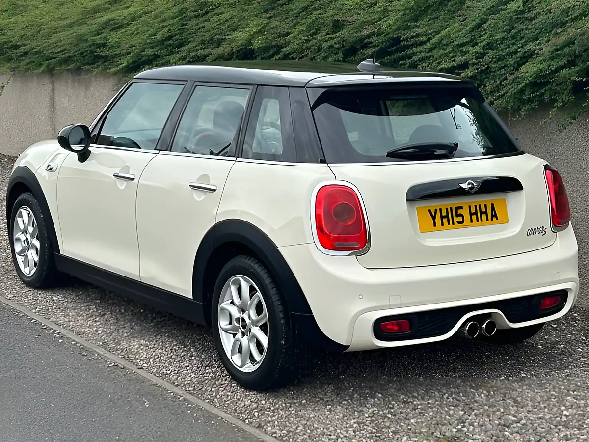 Used 2015 MINI Hatchback Cooper S White - Interior and Exterior details 5
