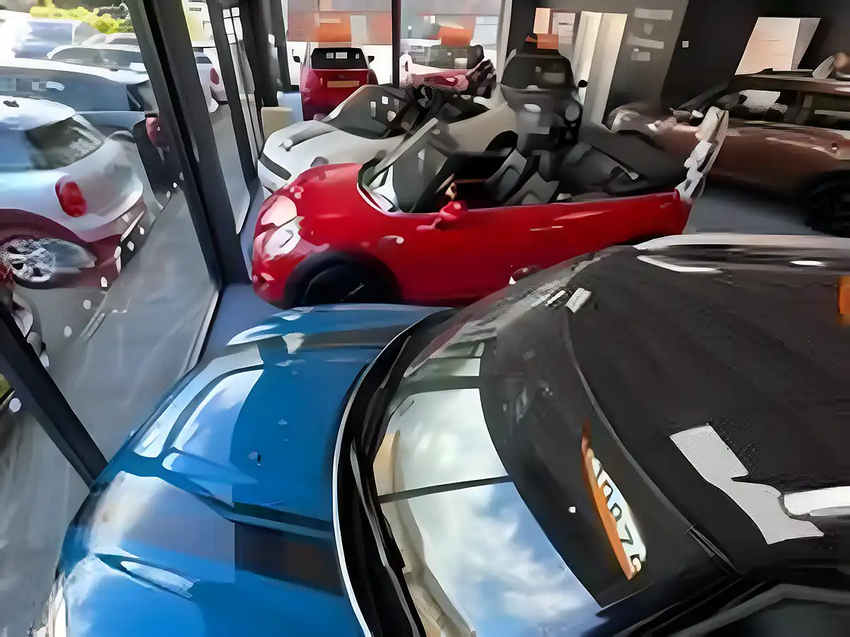 Used 2015 MINI Paceman Cooper Midnight Grey Metallic - Interior and Exterior details 20