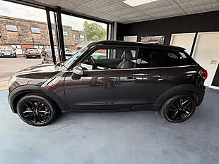 Used 2015 MINI Paceman Cooper Midnight Grey Metallic - Interior and Exterior details 6