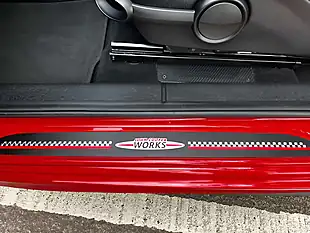 Used 2015 MINI Paceman Cooper S Chili Red - Interior and Exterior details 12
