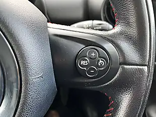 Used 2015 MINI Paceman Cooper S Chili Red - Interior and Exterior details 17