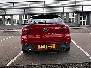Used 2015 MINI Paceman Cooper S Chili Red - Interior and Exterior details 8