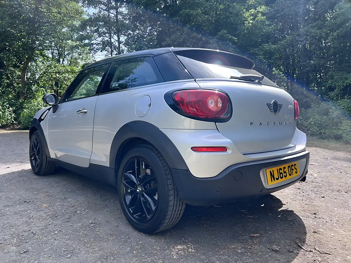 Used 2015 MINI Paceman Cooper Silver - Interior and Exterior details 12
