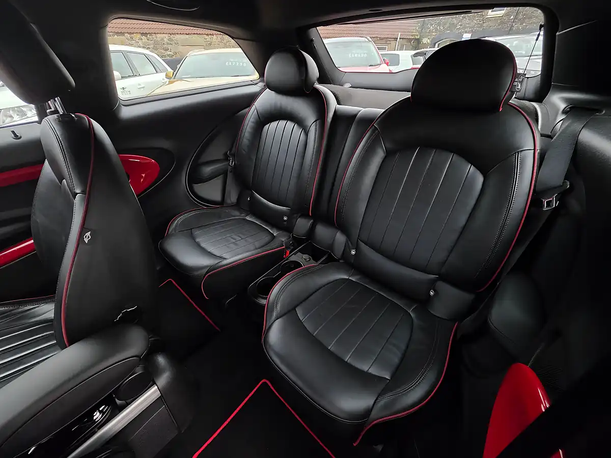 Used 2015 MINI Paceman John Cooper Works Absolute Black Metallic - Interior and Exterior details 12