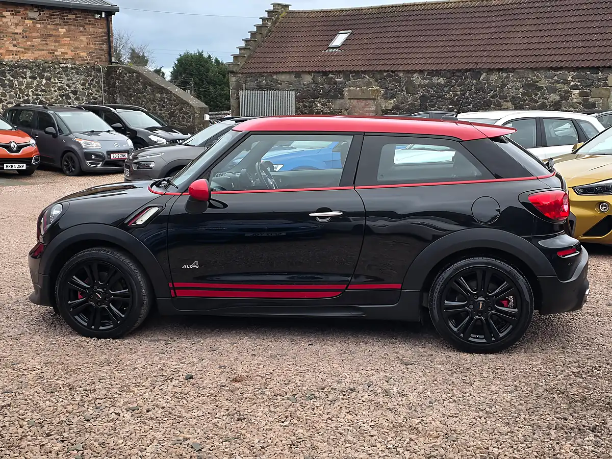 Used 2015 MINI Paceman John Cooper Works Absolute Black Metallic - Interior and Exterior details 14