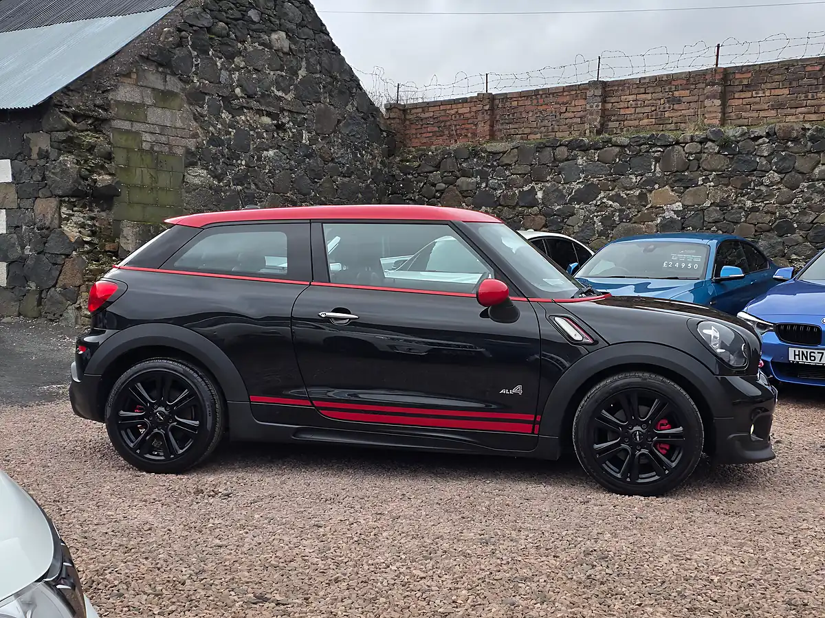 Used 2015 MINI Paceman John Cooper Works Absolute Black Metallic - Interior and Exterior details 19