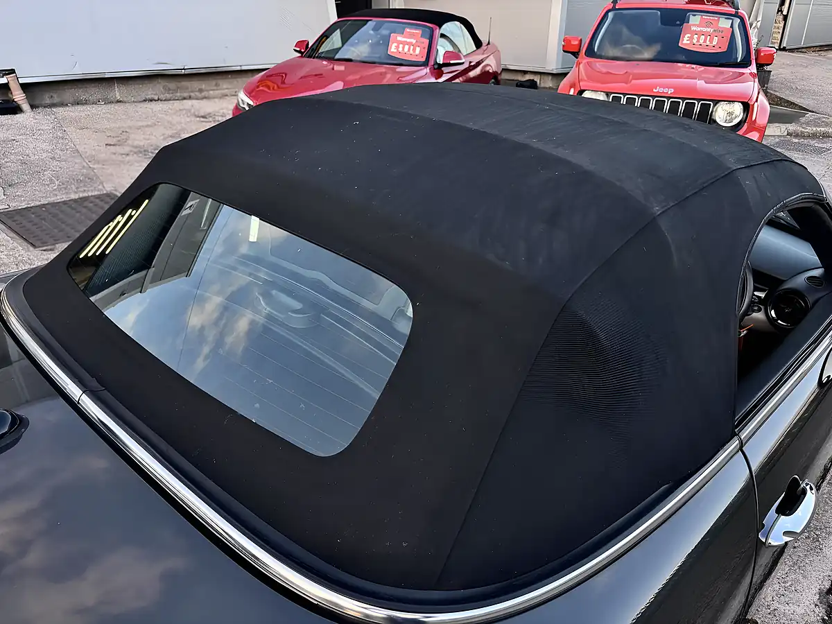 Used 2015 MINI Roadster Cooper Grey - Interior and Exterior details 11