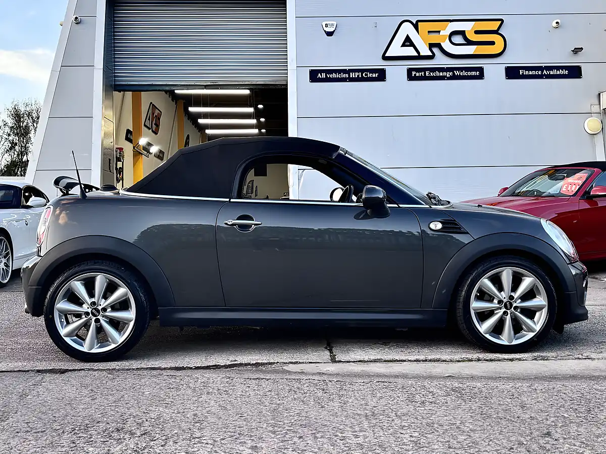 Used 2015 MINI Roadster Cooper Grey - Interior and Exterior details 5