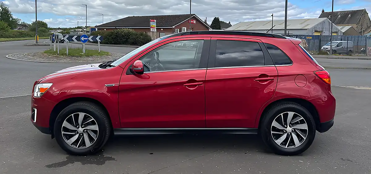 Used 2015 Mitsubishi Asx 4 Red - Interior and Exterior details 20