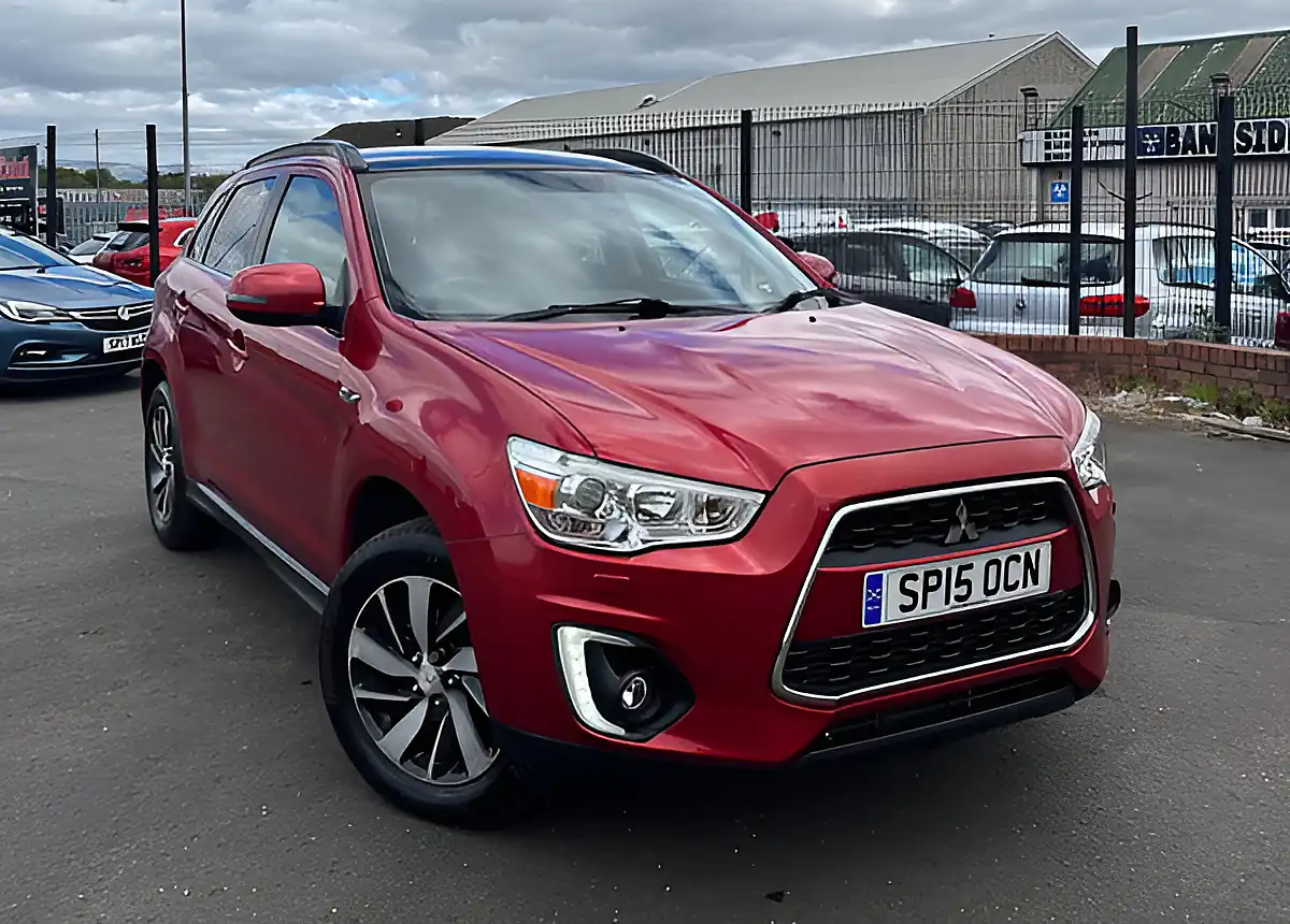 Used 2015 Mitsubishi Asx 4 Red - Interior and Exterior details 5