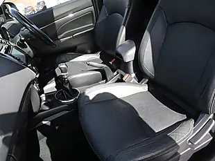 Used 2015 Mitsubishi Asx 4 White - Interior and Exterior details 15