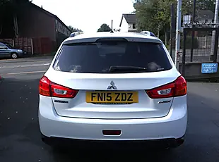 Used 2015 Mitsubishi Asx 4 White - Interior and Exterior details 5