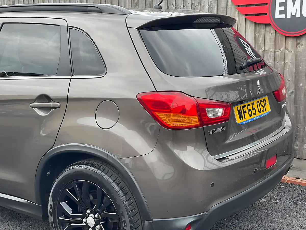 Used 2015 Mitsubishi Asx Zc-H Brown - Interior and Exterior details 12