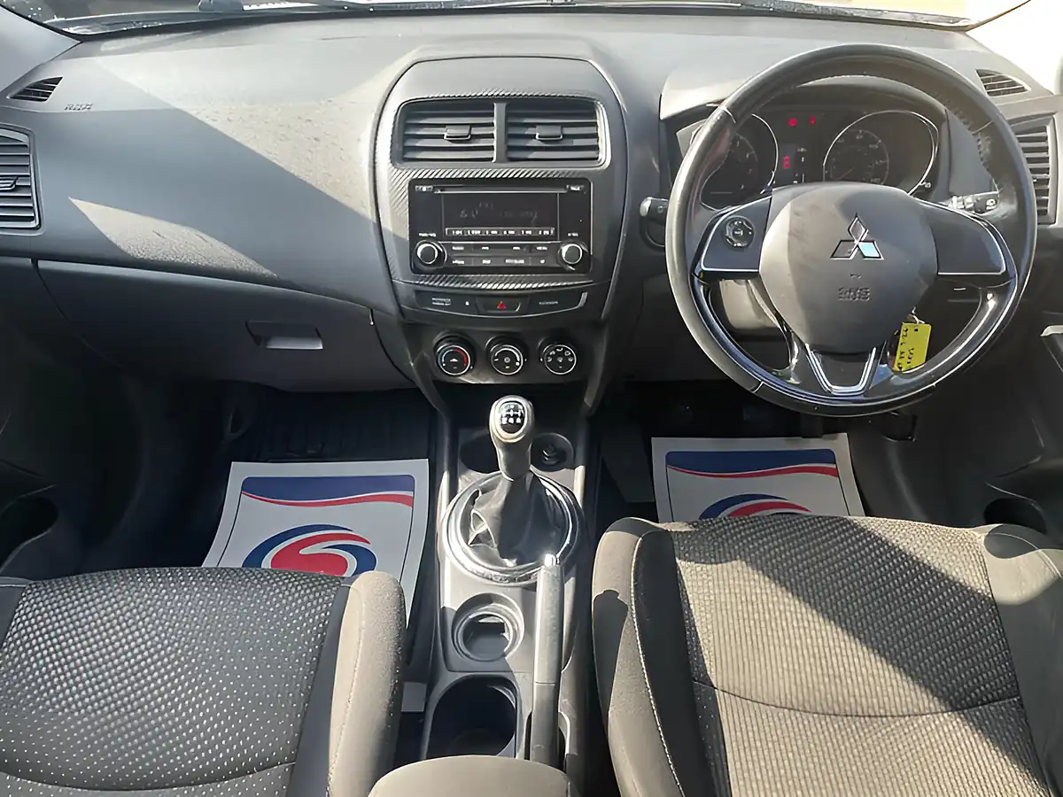 Used 2015 Mitsubishi Asx Zc Silver - Interior and Exterior details 13