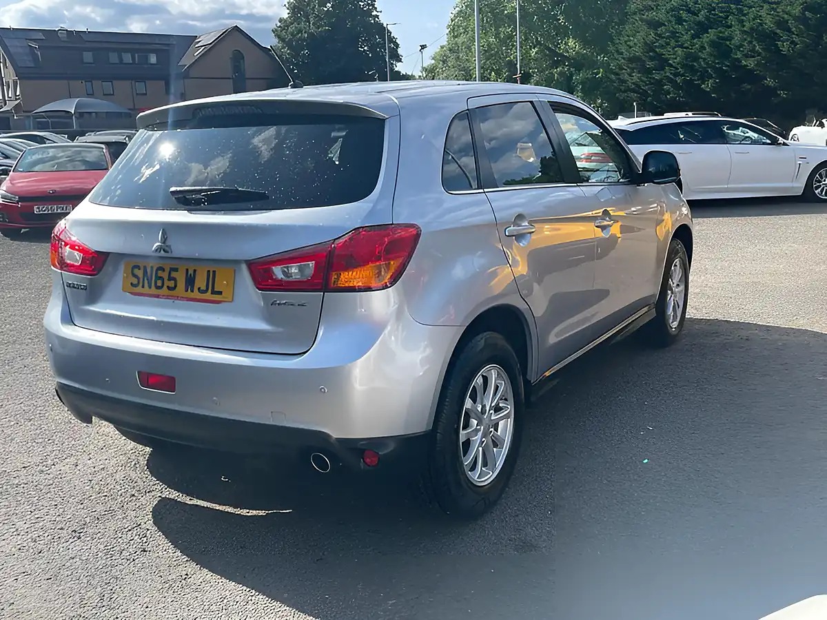 Used 2015 Mitsubishi Asx Zc Silver - Interior and Exterior details 6