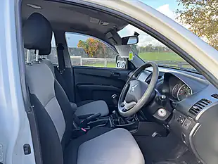 Used 2015 Mitsubishi L200 4Life White - Interior and Exterior details 13