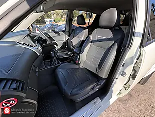 Used 2015 Mitsubishi L200 Barbarian Polar White - Interior and Exterior details 13
