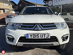 Used 2015 Mitsubishi L200 Barbarian Polar White - Interior and Exterior details 5