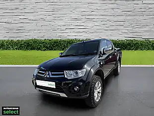 Used 2015 Mitsubishi L200 Challenger Black - Interior and Exterior details 12