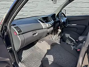 Used 2015 Mitsubishi L200 Challenger Black - Interior and Exterior details 15