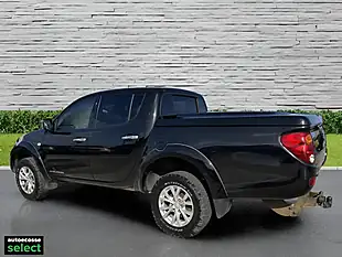 Used 2015 Mitsubishi L200 Challenger Black - Interior and Exterior details 9