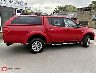 Used 2015 Mitsubishi L200 Challenger Double Cab Aztec Red - Interior and Exterior details 3
