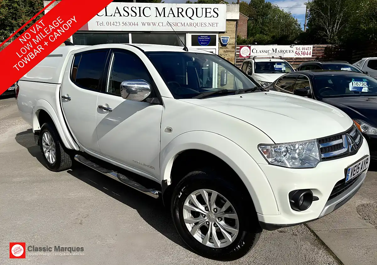 Used 2015 Mitsubishi L200 Challenger Polar White - Front View