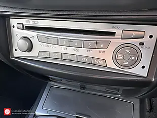 Used 2015 Mitsubishi L200 Challenger Polar White - Interior and Exterior details 17