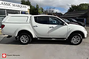 Used 2015 Mitsubishi L200 Challenger Polar White - Interior and Exterior details 6