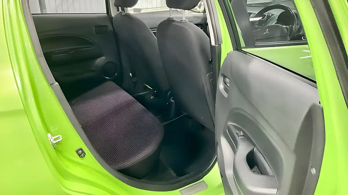Used 2015 Mitsubishi Mirage Green - Interior and Exterior details 11