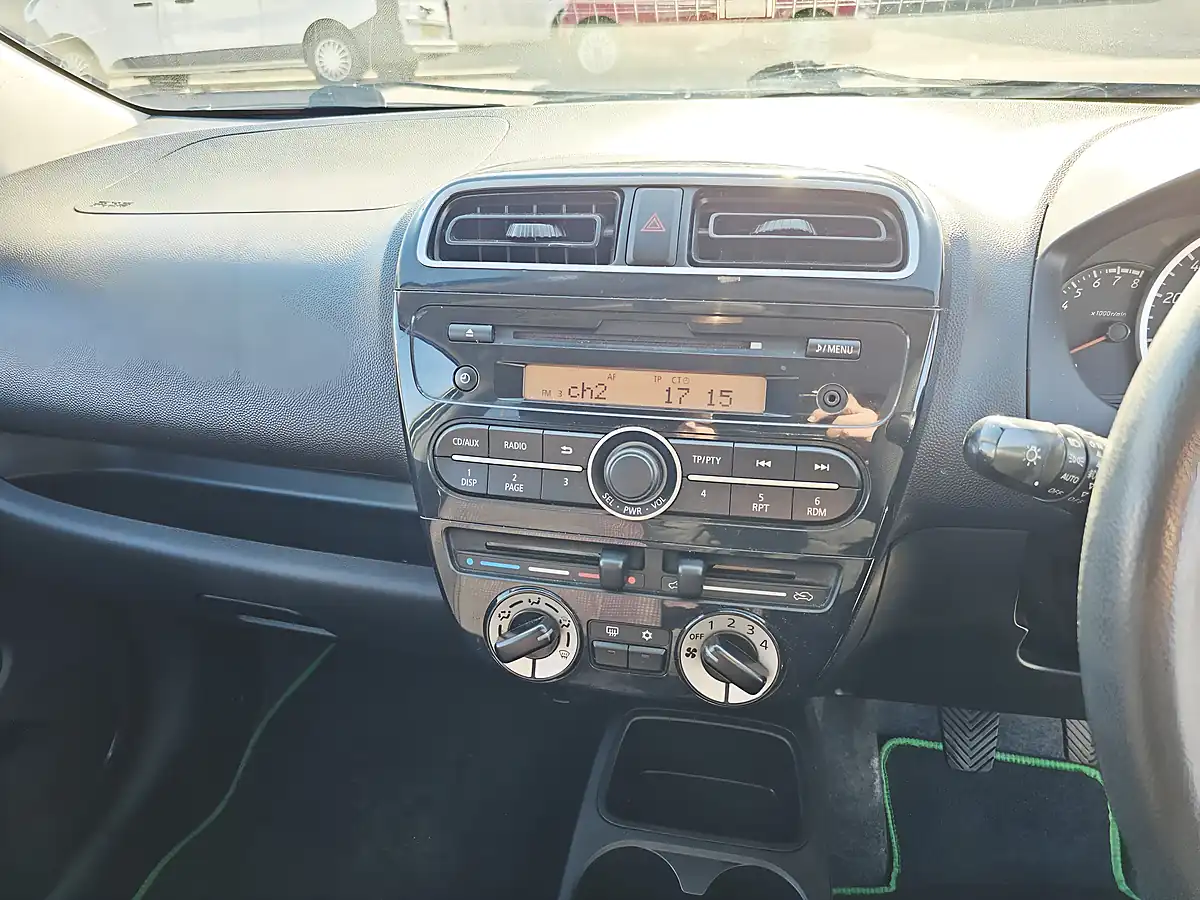 Used 2015 Mitsubishi Mirage Grey - Interior and Exterior details 10