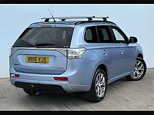 Used 2015 Mitsubishi Outlander Gx Glacier Blue - Interior and Exterior details 19