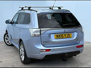 Used 2015 Mitsubishi Outlander Gx Glacier Blue - Interior and Exterior details 3