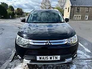 Used 2015 Mitsubishi Outlander GX3 Black - Interior and Exterior details 6