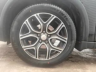 Used 2015 Mitsubishi Outlander GX3 Black - Interior and Exterior details 11