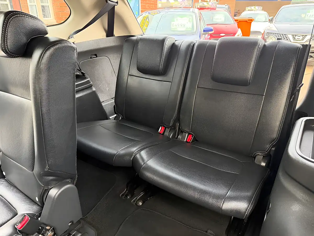 Used 2015 Mitsubishi Outlander GX3 Black - Interior and Exterior details 12