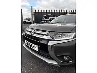 Used 2015 Mitsubishi Outlander GX3 Brown - Interior and Exterior details 3