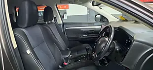 Used 2015 Mitsubishi Outlander GX3 Brown - Interior and Exterior details 6