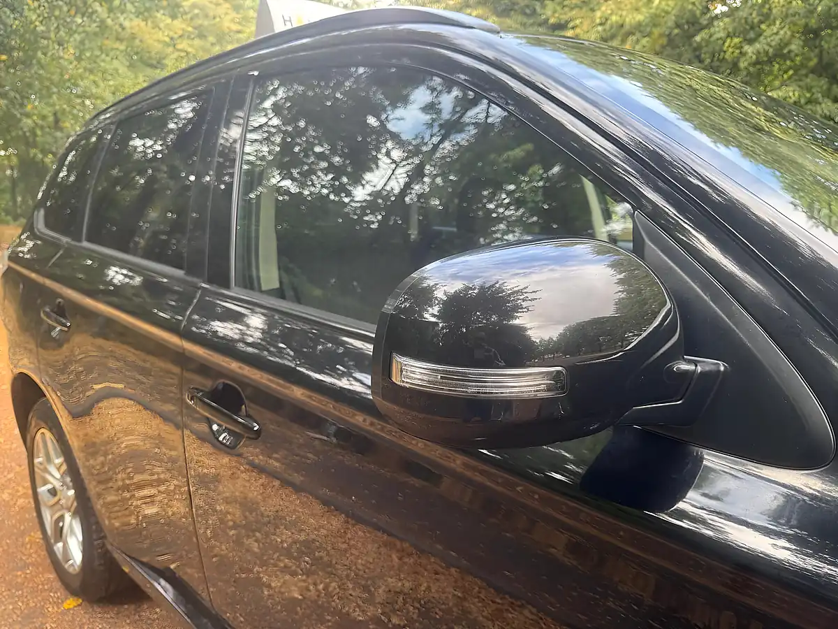 Used 2015 Mitsubishi Outlander GX3h Black - Interior and Exterior details 14