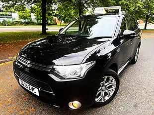 Used 2015 Mitsubishi Outlander GX3h Black - Interior and Exterior details 12