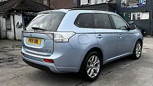 Used 2015 Mitsubishi Outlander GX3h Blue - Interior and Exterior details 3