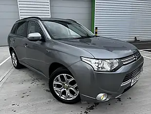 Used 2015 Mitsubishi Outlander GX3h Grey - Interior and Exterior details 2