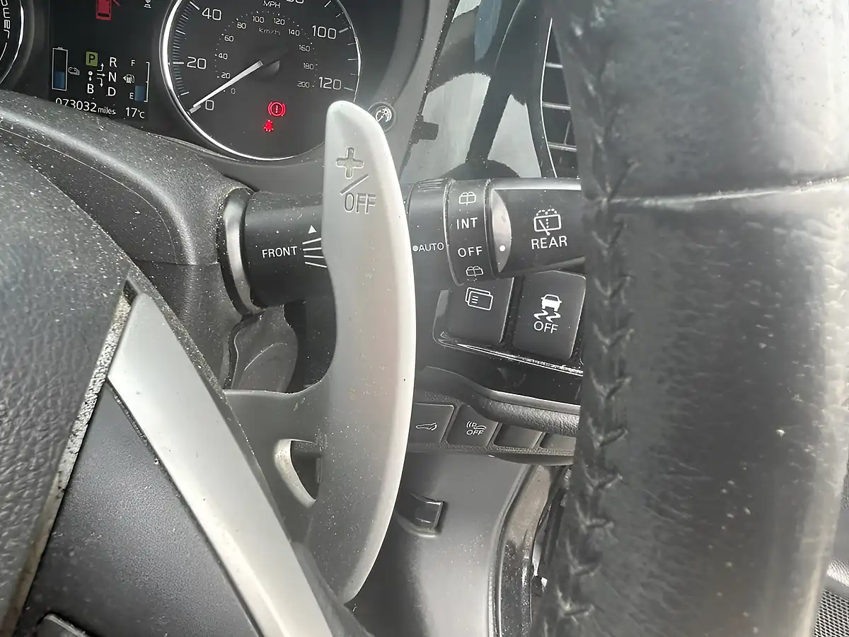 Used 2015 Mitsubishi Outlander GX4h Black - Interior and Exterior details 12
