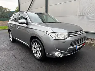 Used 2015 Mitsubishi Outlander GX4h Grey - Interior and Exterior details 3