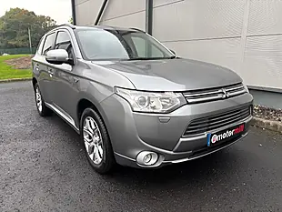 Used 2015 Mitsubishi Outlander GX4h Grey - Interior and Exterior details 4