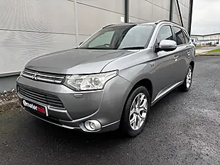 Used 2015 Mitsubishi Outlander GX4h Grey - Interior and Exterior details 7