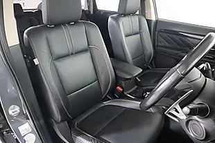 Used 2015 Mitsubishi Outlander GX4h Grey - Interior and Exterior details 12